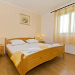 Frane Lejlighed Betina (Sibenik-Knin)