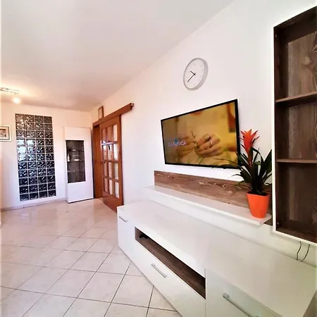 Apartment Frane