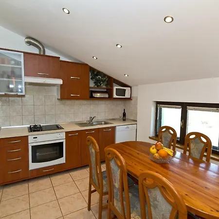 Apartment Frane Betina (Sibenik-Knin)